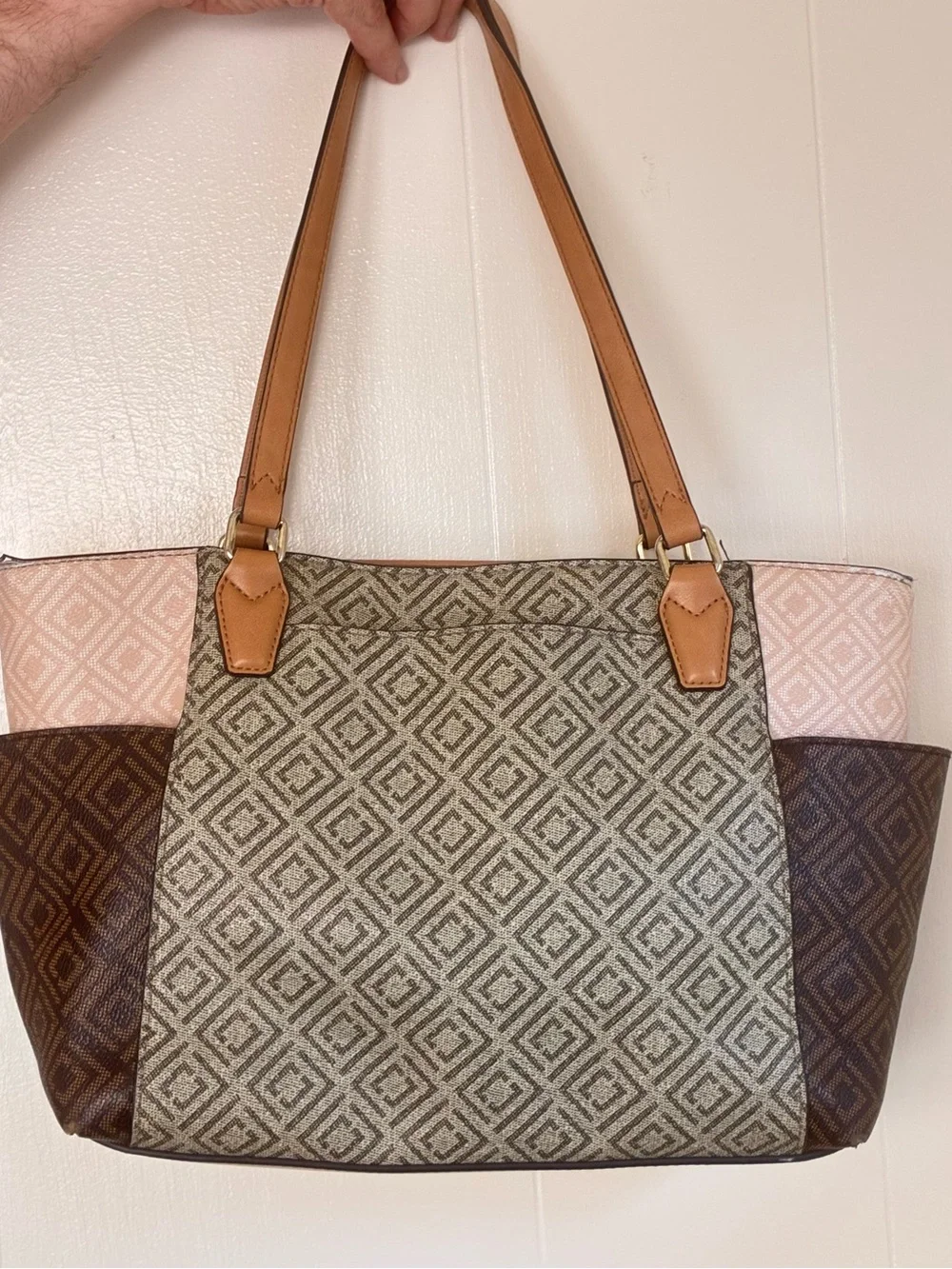 Liz Claiborne super cute